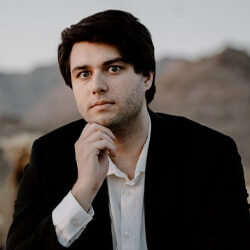 Picture of Ari Daniel Bradshaw